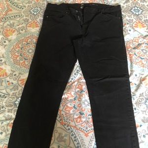 Size 36 men’s H&M cropped jeans